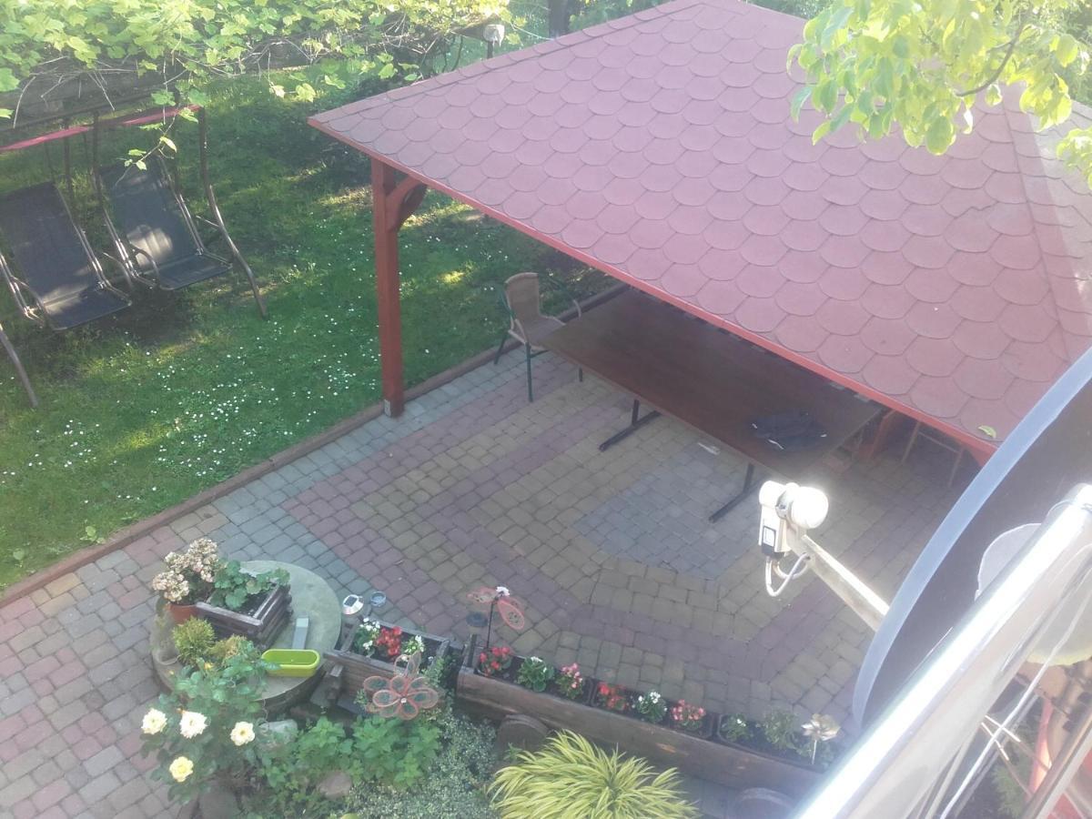 Apartament W Domu Na Wsi Tomaszów Lubelski Exterior foto
